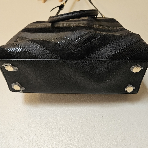 Michael Kors Tote Bag Medium EAST WEST MIXED MEDIA CHEVRON PYTHON DILLON NWOT - Picture 7 of 13